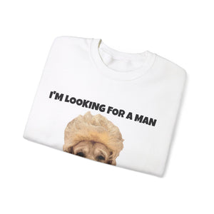 I'M LOOKING FOR A MAN IN FINANCE SWEAT